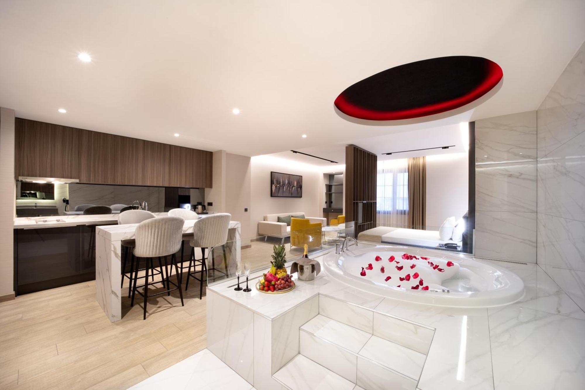 Nish Palace Besiktas Istanbul Luaran gambar